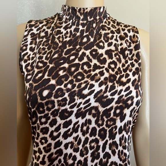 Guess Women’s Animal Print Bodysuit Medium - Picture 2 of 7